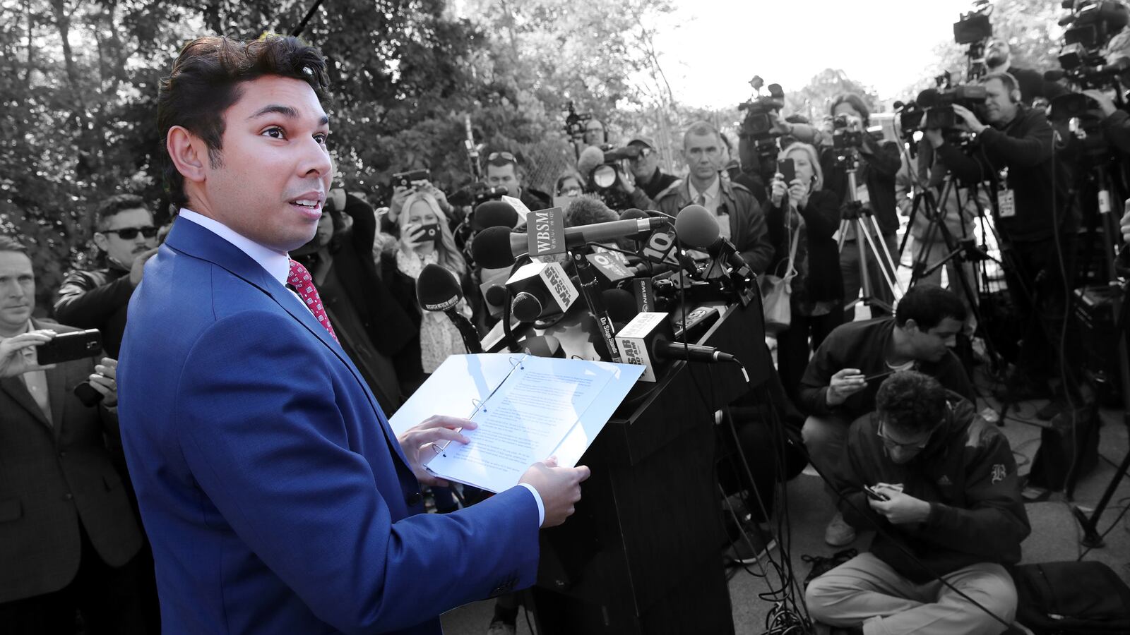 200410-dacosta-mayor-doc-tease_yj6opl