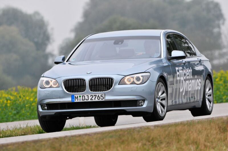galleries/2010/04/02/cars-of-the-future/cars-of-the-future---bmw-750-activehybrid_ifdnhy