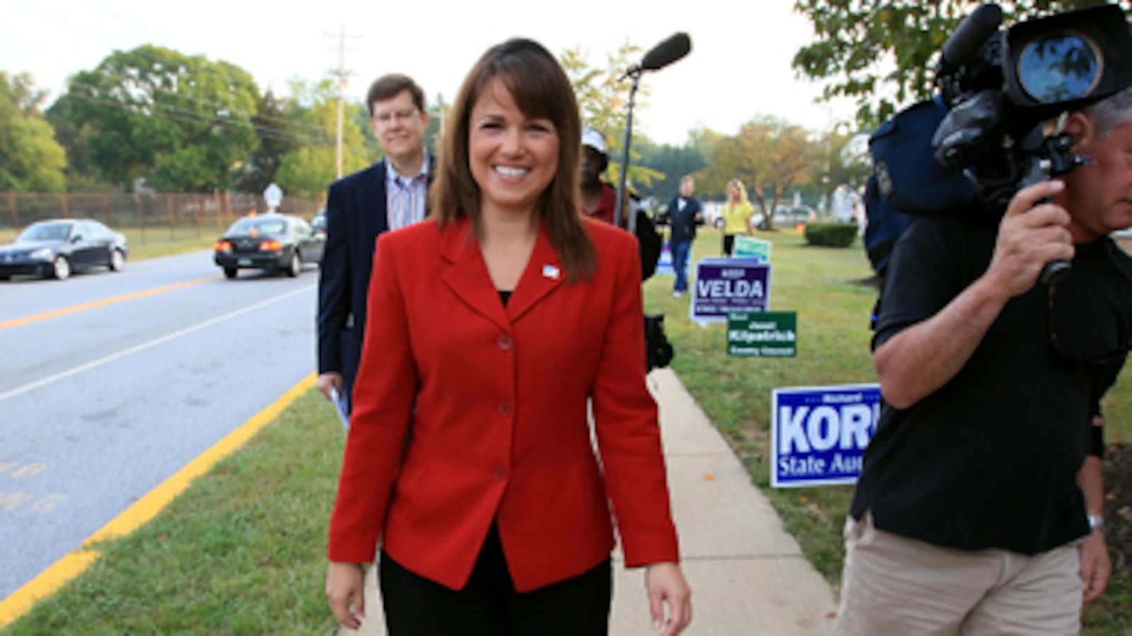 articles/2010/10/18/meghan-mccain-on-why-shes-against-christine-odonnell/mccain-odonnell_134791_u8jfoz