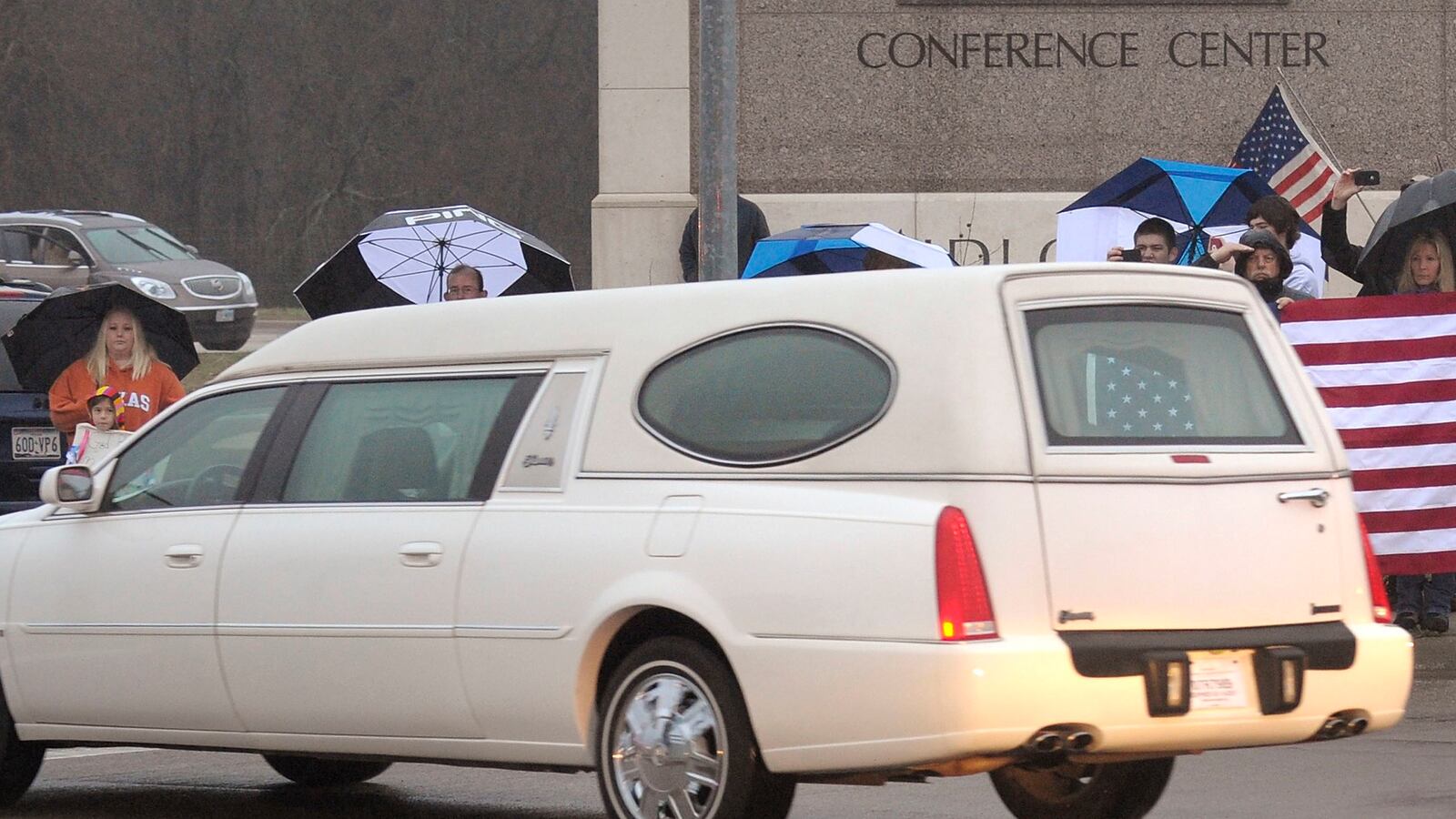 cheats/2013/02/13/slain-sniper-chris-kyle-buried/130213-chris-kyle-funeral-cheat_q8fmkv