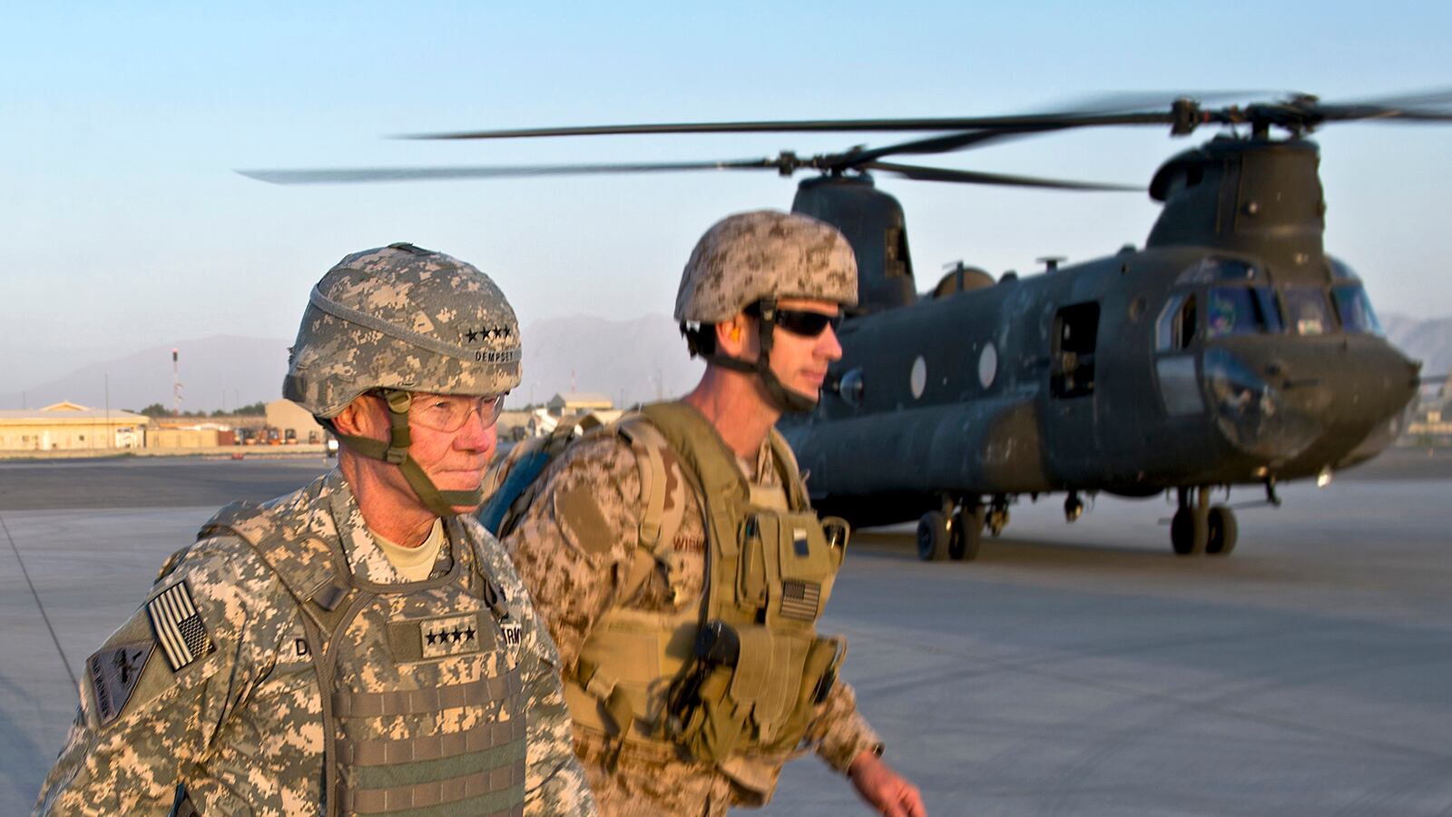 cheats/2013/06/01/nato-to-plot-afghan-withdrawal/130701-Afghanistan-cheat_gqiok1