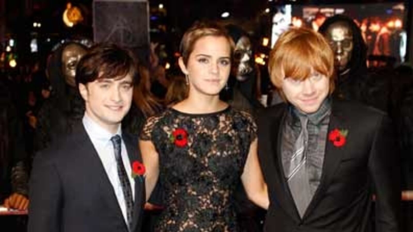cheats/2010/11/11/seventh-harry-potter-movie-premiers/harry-potter-premiere_nltjgn