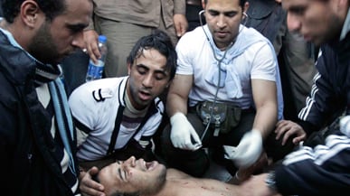 articles/2011/01/29/egypt-revolt-the-violent-scene-at-cairos-tahrir-square/deghanpisheh-egypt_156500_oy5sqk