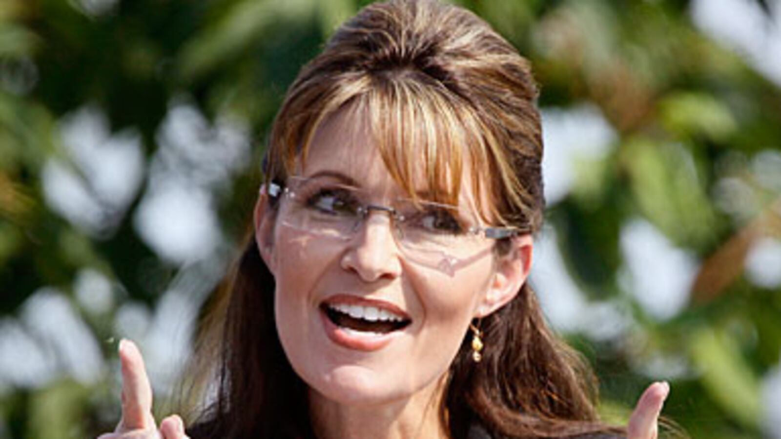 cheats/2009/07/29/sarah-palin-shopping-around-radio-show/sarah-palin-5_r2nqmn