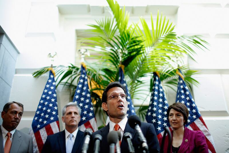 articles/2012/06/08/in-secret-meetings-congress-is-still-fiddling-over-the-deficit/murphy-deficit-congress-embed_zcbuqw