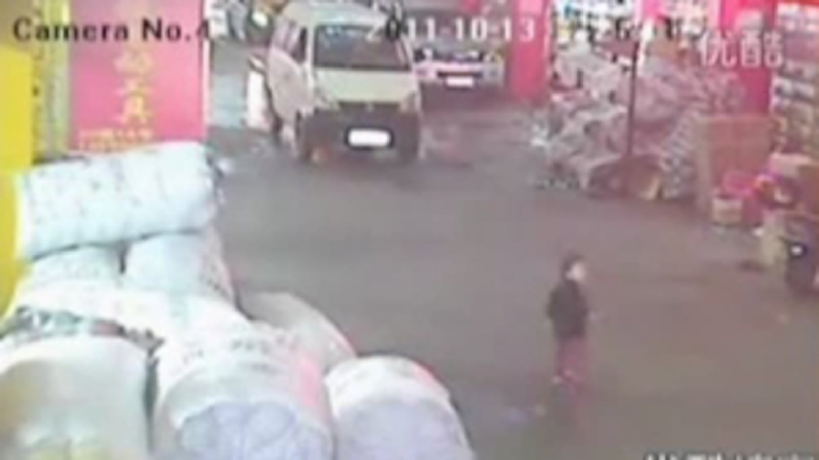 cheats/2011/10/23/chinese-cops-make-hit-and-run-arrest/chinese-toddler-hit-n-run-cheat_p3aauk