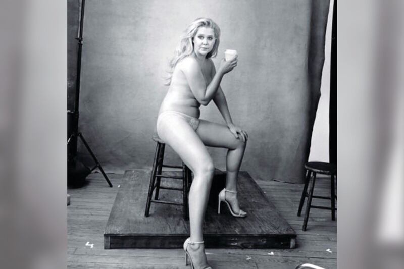articles/2015/12/04/amy-poehler-loves-amy-schumer-s-nude-pictorial-she-s-f-ckin-hot-as-sh-t/151130-fallon-schumer-tease_mlswvy
