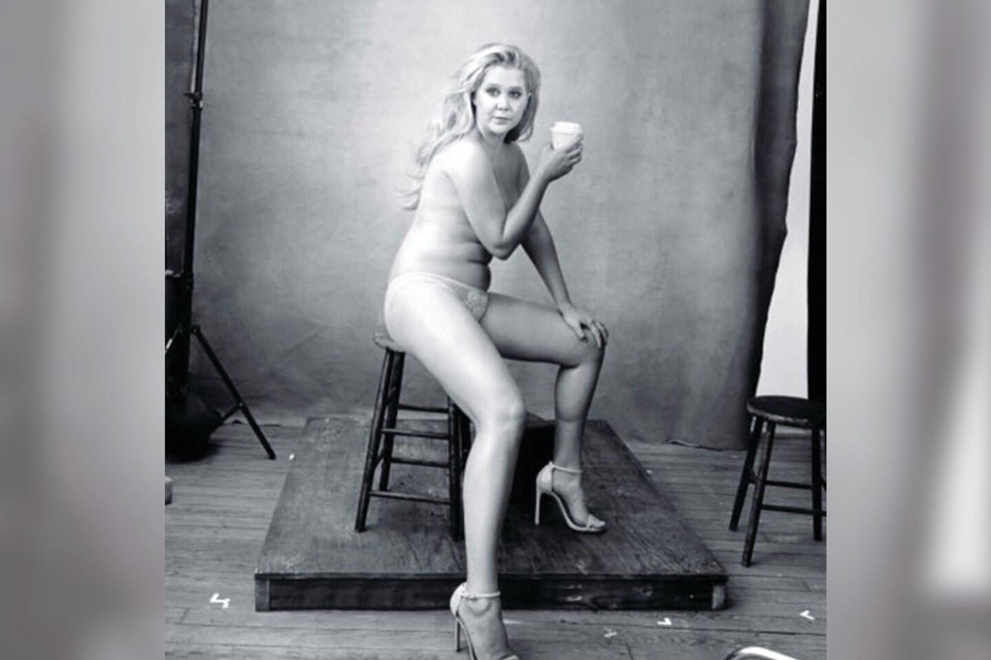 Amy Poehler Loves Amy Schumer’s Nude Pictorial: ‘She’s F-ckin’ Hot as Sh-t’
