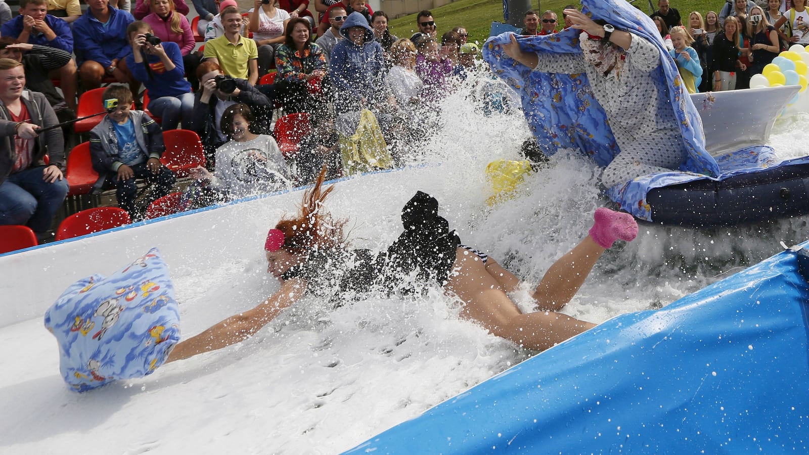 REUTERS_Ilya_Naymushin_qamlln