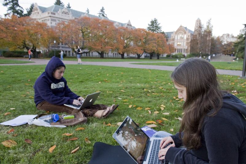 galleries/2014/11/06/25-colleges-with-the-worst-return-on-investment-photos/141030-least-15-seattle_xyx154