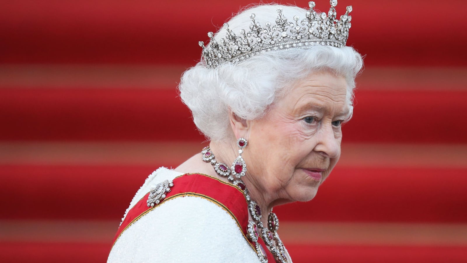 211027-Sykes-Queen-cancels-cop26-tease_ou0byk