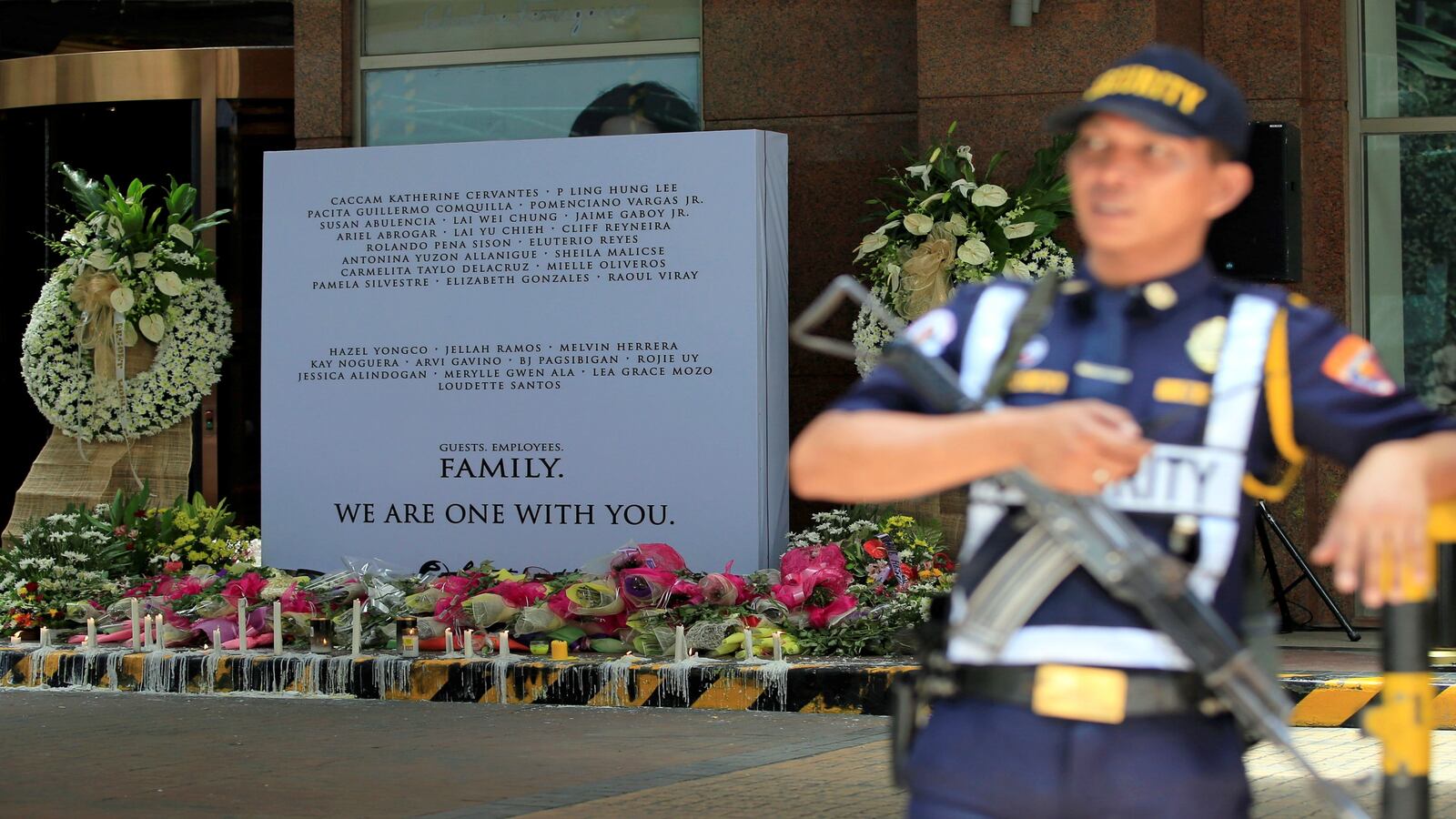 170604-philippines-casino-attacker-gambler-cheat_hssaxf