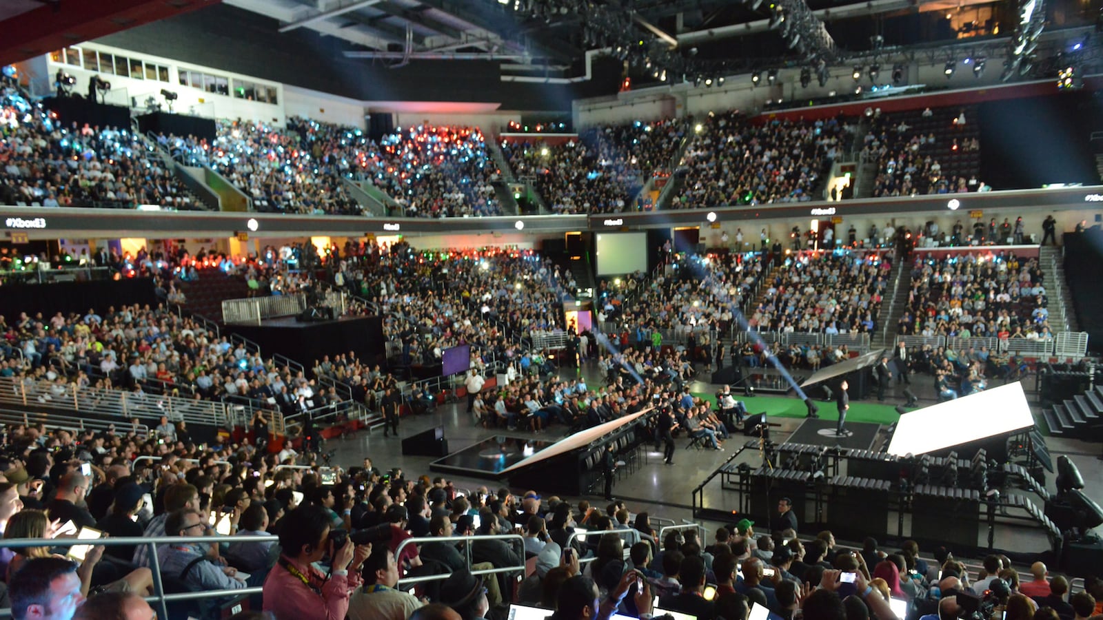 articles/2015/06/09/lux-guide-e3-the-video-game-industry-s-biggest-party/150609-delta-e3-tease_j4yem7