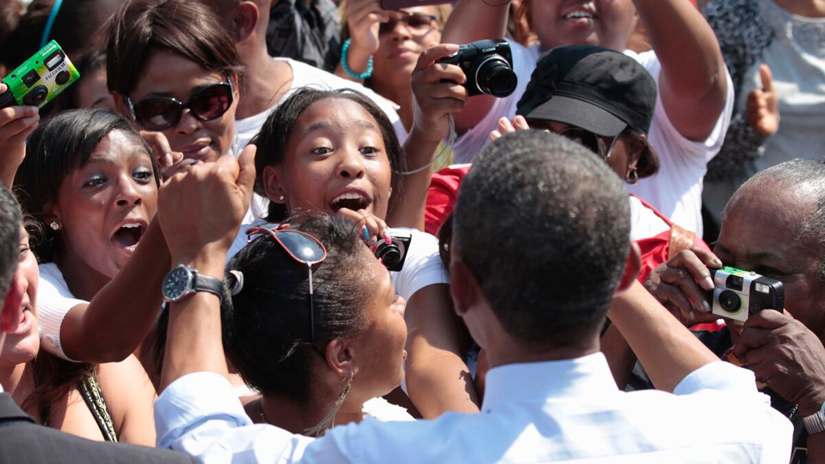 cheats/2011/09/13/jobs-bill-aimed-at-young-voters/obama-young-people-cs_gcagqy