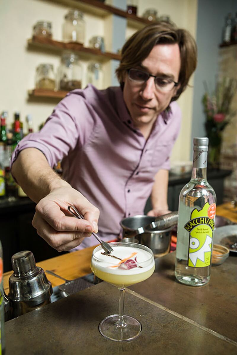 171024-rothbaum-derek-embed2_twhx8j