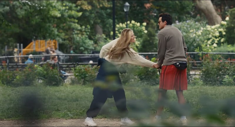 JFK Jr. and Carolyn Bessette in "Love Story" on FX