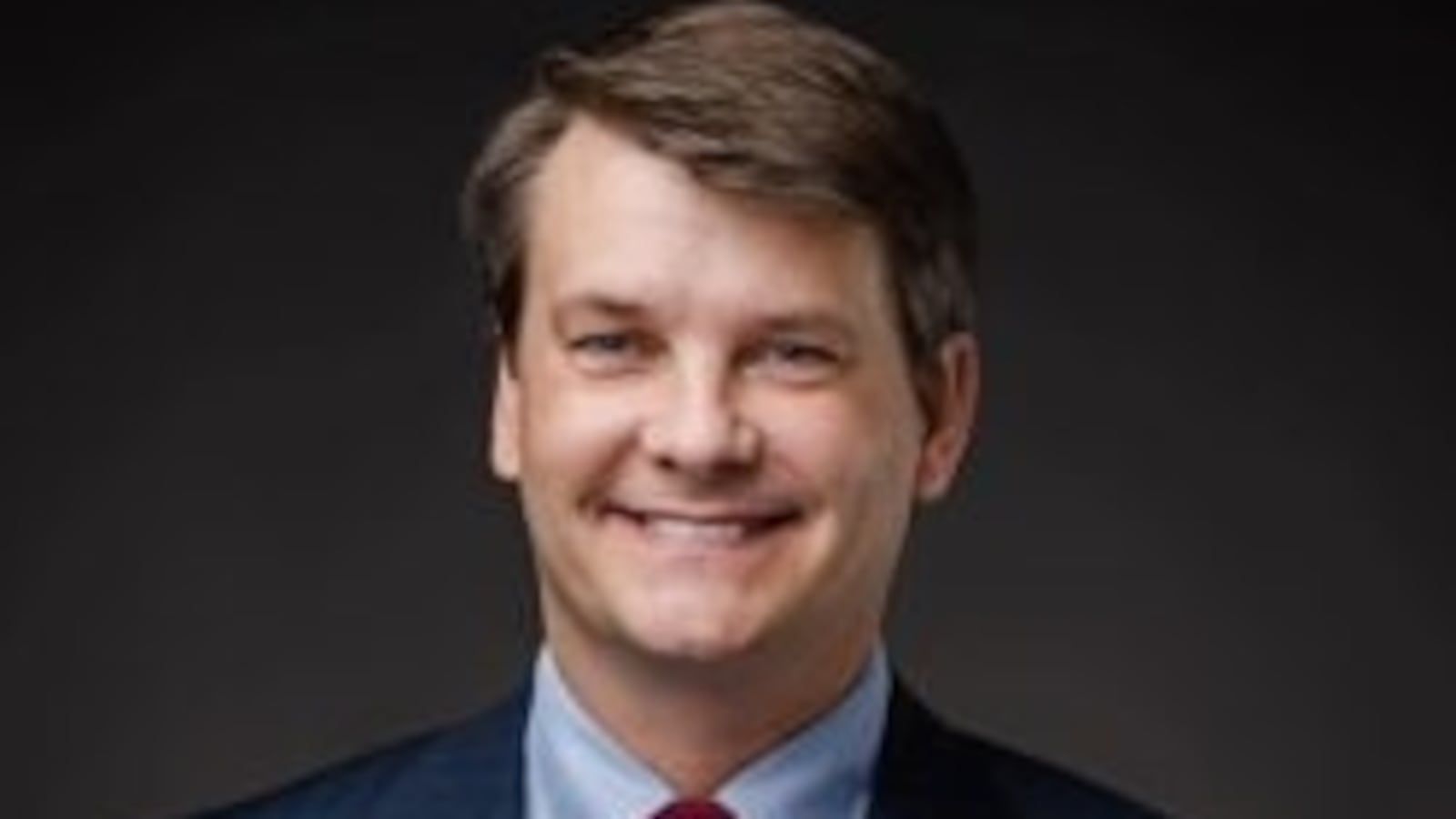 07.22.20-Headshot-250x250_yiuejw