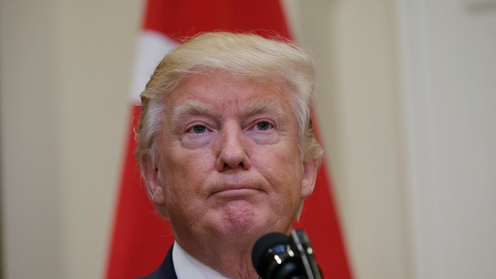 cheats/2017/05/16/report-trump-regrets-firing-flynn/170516-trump-flynn-regret-cheat_mp4wy2