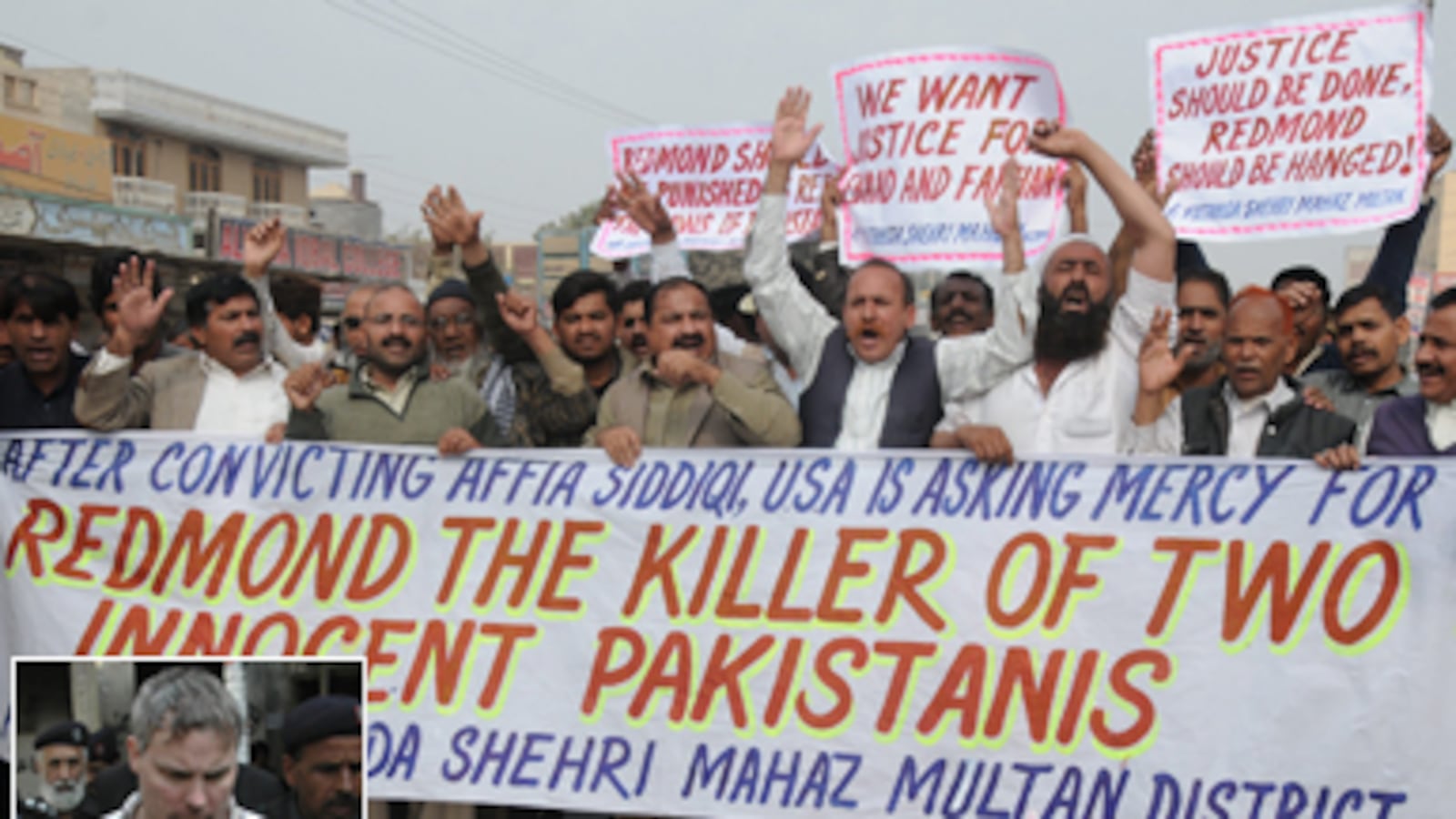 articles/2011/02/14/the-american-killing-thats-roiling-pakistan/moreau-raymond-davis_160184_hpqj6e
