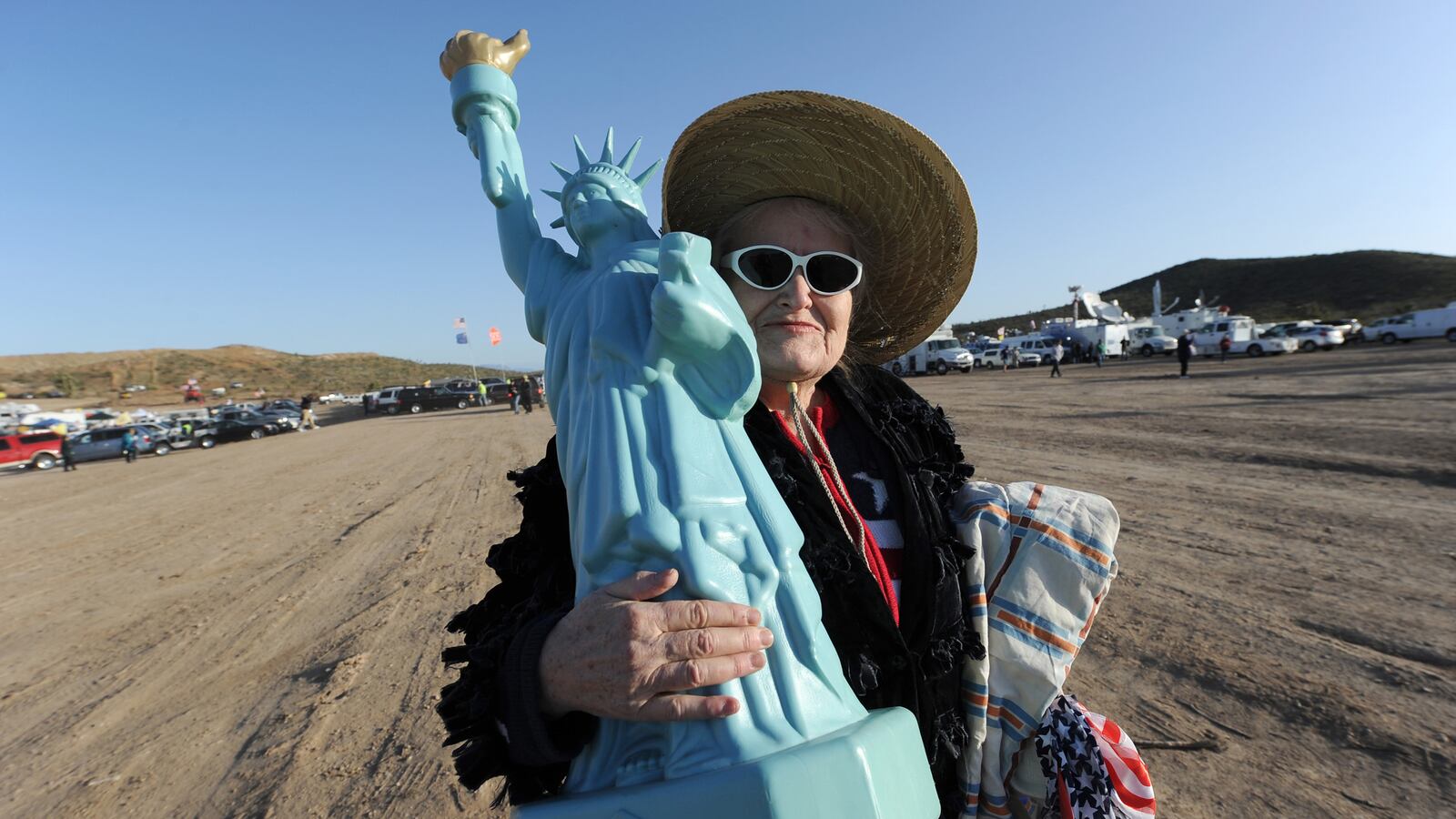 articles/2014/08/14/right-wing-pacs-formula-lose-races-rake-in-the-cash/140812-murphy-tea-party-tease_zzjerc