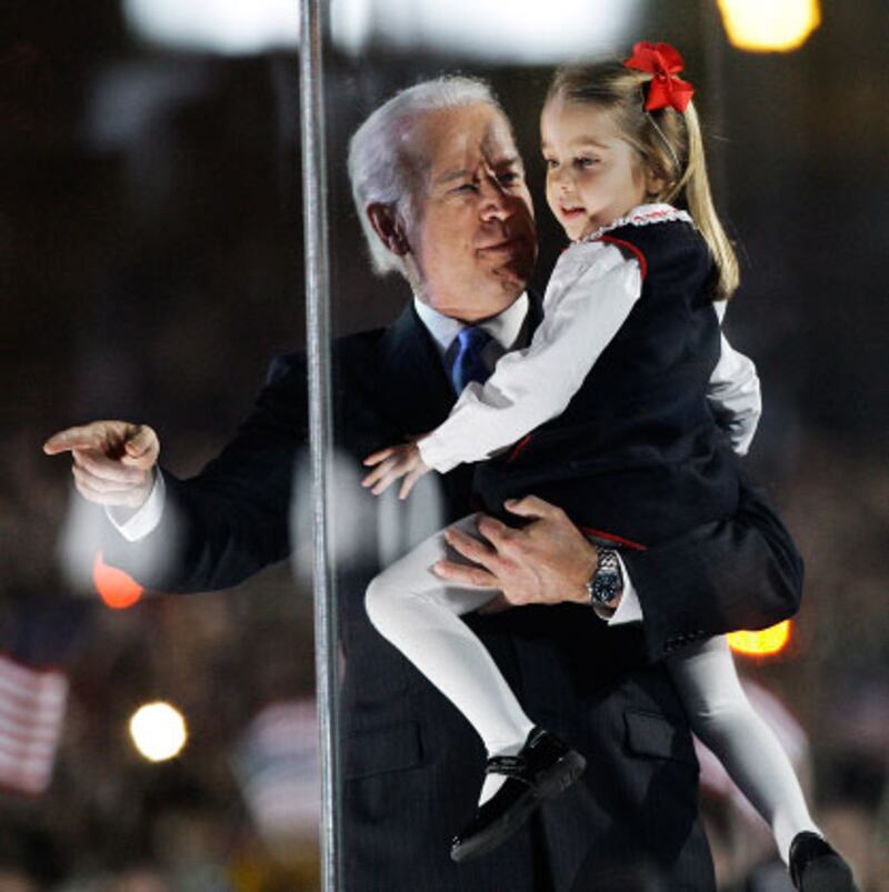 galleries/2008/11/05/snap-shots-of-history/election-night-11_f0rq4w