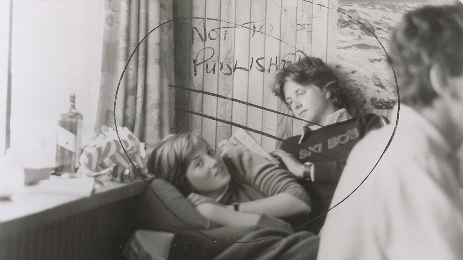 cheats/2013/01/04/princess-diana-photo-up-for-sale/unseen-princess-di-photo-auction-cheat_bxvzfu