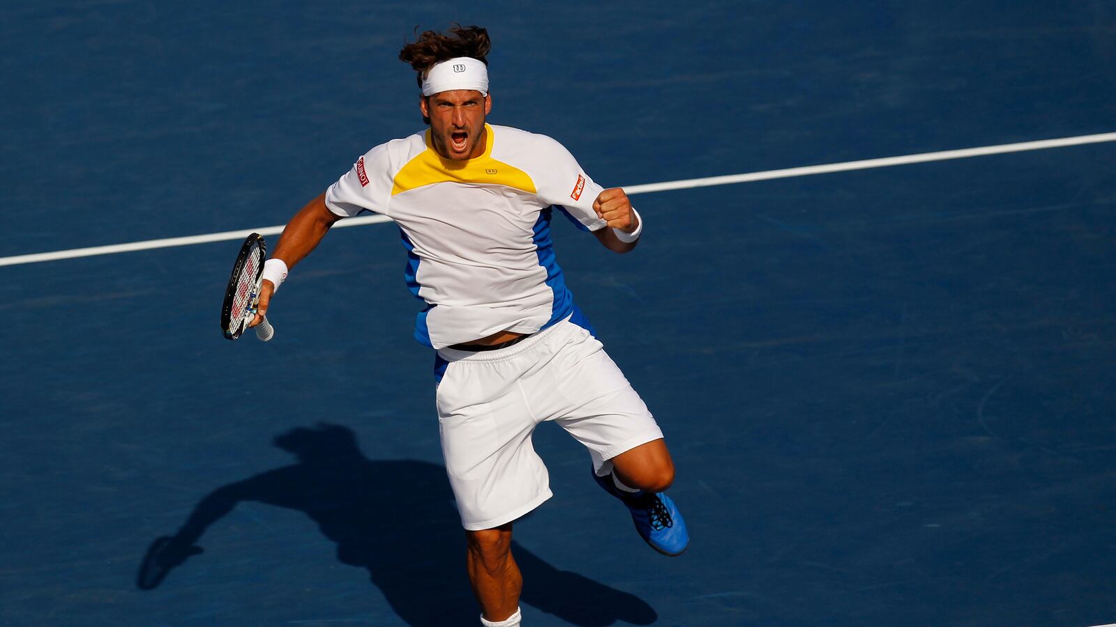 cheats/2012/09/01/andy-murray-limps-to-victory/andy-murray-wins-day-six-cheat_z3epyi