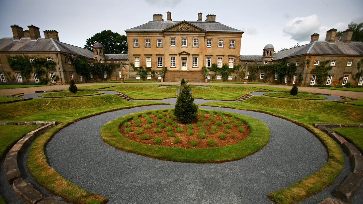 articles/2013/01/31/charles-pimps-out-dumfries-house-for-v-day-couples/dumfries-house_pcrjps