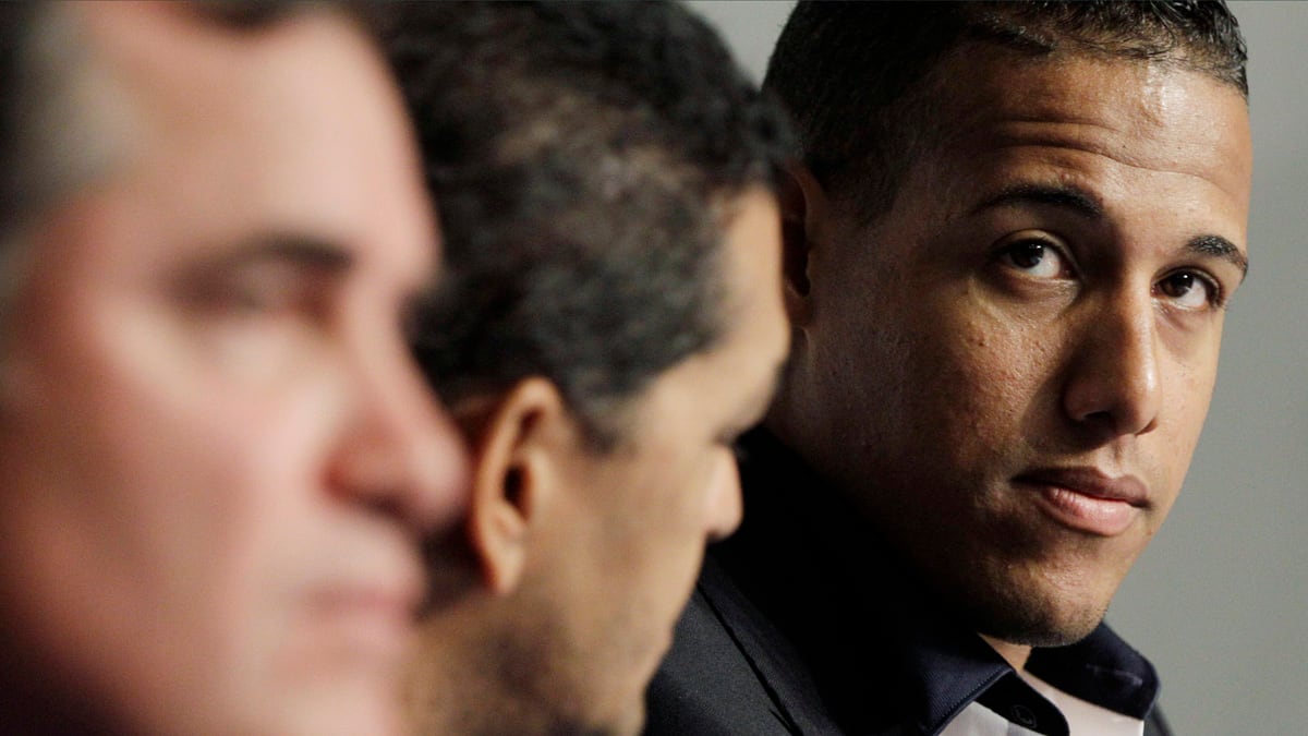 cheats/2012/09/19/blue-jay-suspended-for-gay-slur/escobar-gay-slur-bluejay-cheat_ced612