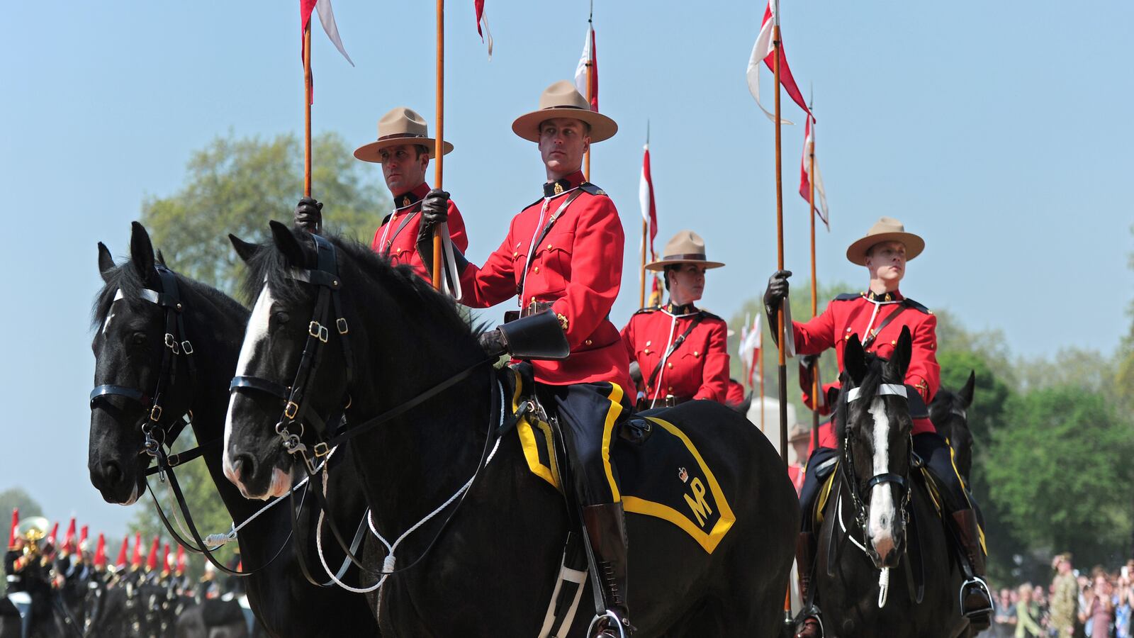 articles/2016/08/25/watch-canada-s-mounties-can-wear-hijabs-now/160825-Place-mounties-can-wear-hijabs-Tease_rxsqrw