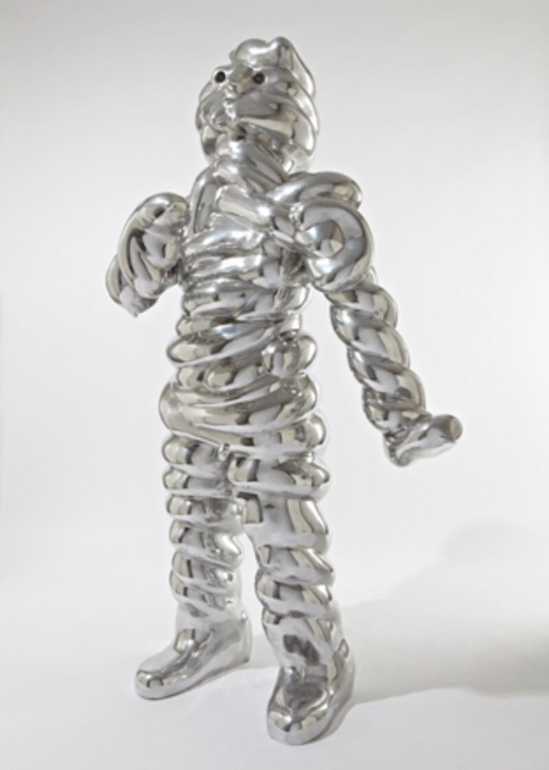 galleries/2010/11/03/the-art-world-s-new-kingpin/simon-de-pury-7_agbsko