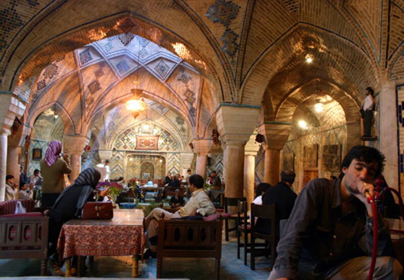 galleries/2009/01/29/snapshots-of-contemporary-iran/iran-11_z1wjw9