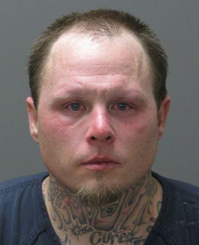 galleries/2012/05/30/10-signs-of-the-zombie-apocalypse-miami-zombie-more-photos/zombies-attack-newman_yh7xha