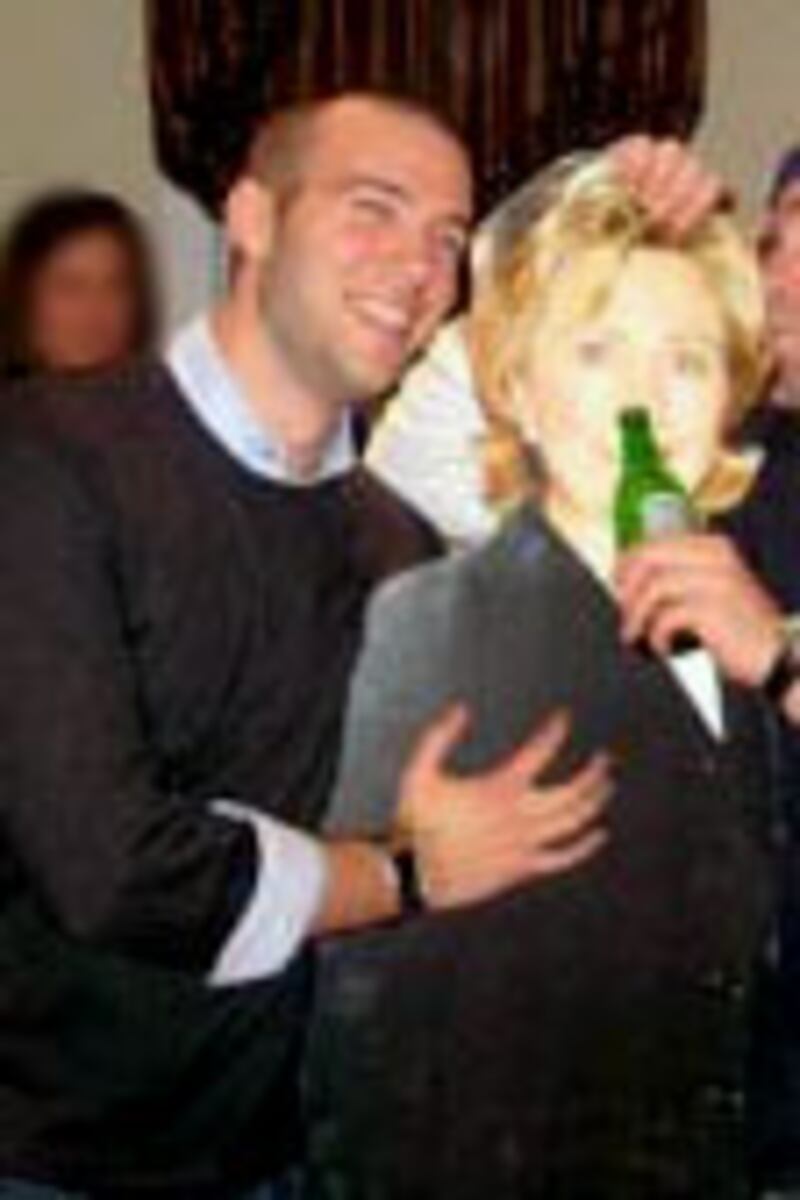 articles/2008/12/07/the-hillary-groping-incident-and-other-signs-were-back-in-1950/siskind-dc-boys-club-jon-favreau_lnamxt