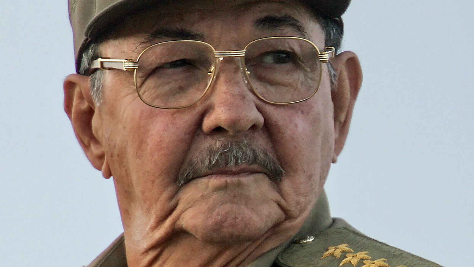 cheats/2014/12/17/gross-not-part-of-cuba-spy-swap/141217-raul-castro-cheat_gbgn4w