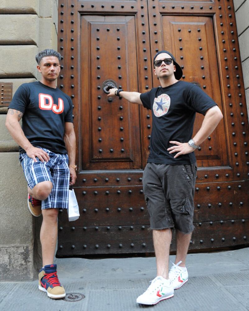 galleries/2011/05/30/jersey-shore-in-italy/jersey-shore-italy---8_wx0sxq