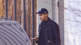 cheats/2008/12/25/fit-for-office/obama-gym_fhqfta