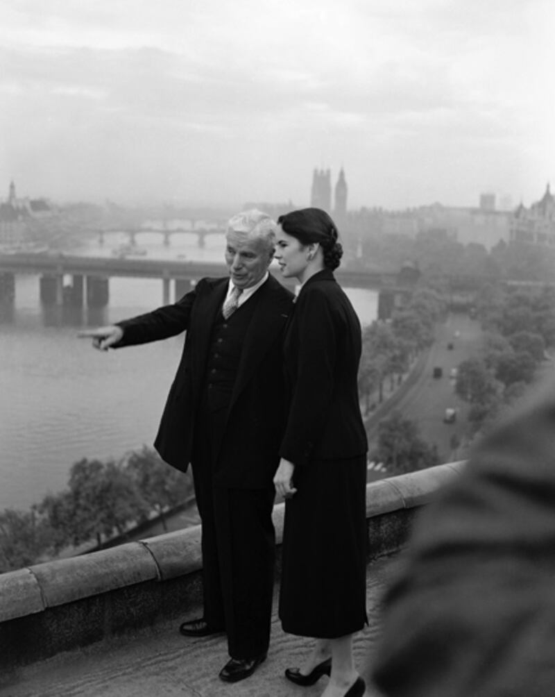 galleries/2012/06/07/10-celebrity-teen-brides-miley-cyrus-drew-barrymore-more-photos/teen-brides-chaplin_ea9ied