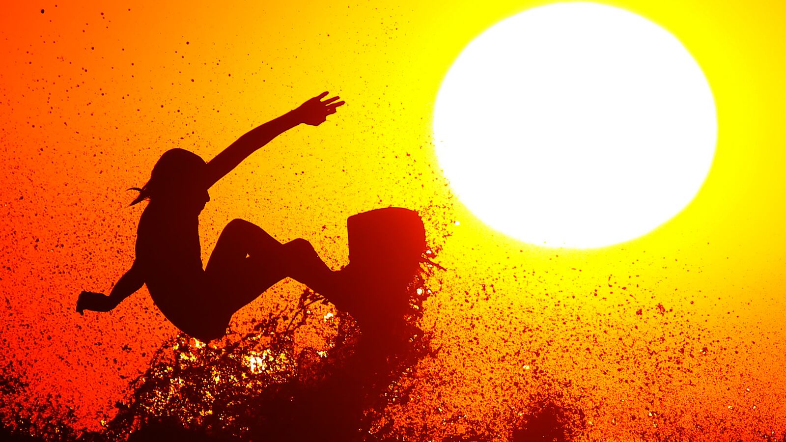 articles/2015/05/16/2015-is-the-hottest-year-on-record/150513-michaelson-hottest-year-tease_nl9j7o