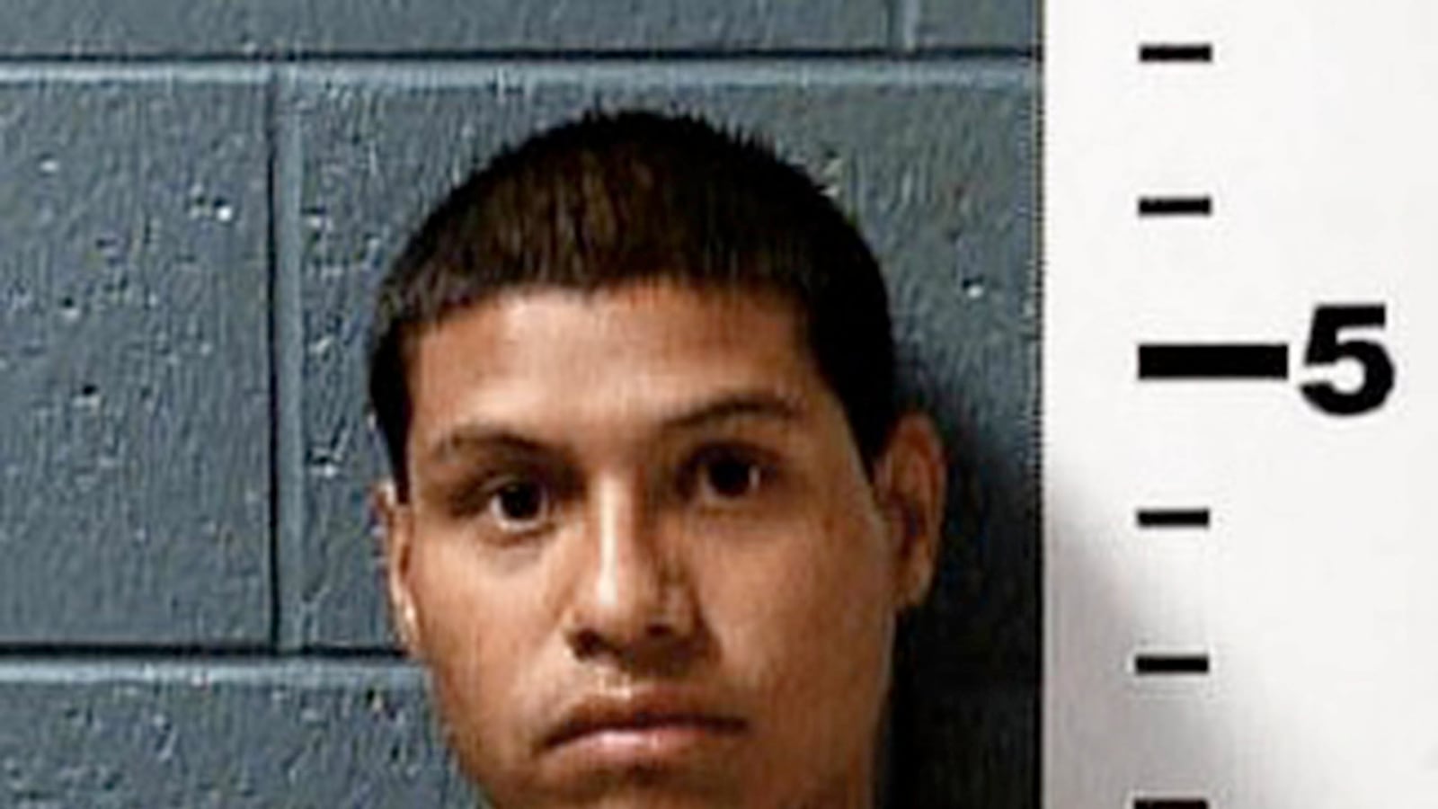 cheats/2013/09/21/burglars-steal-spartacus-dvd-set/130919-robbery-cheat_igxxrt