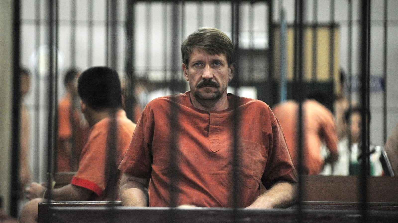 230111-Viktor-Bout-tease_gb1xro