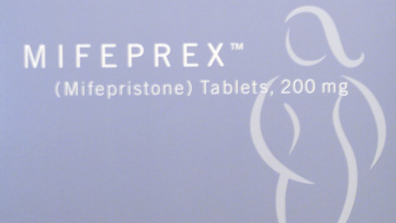 cheats/2016/10/31/medication-abortions-rival-surgery-in-u-s/161031-abortion-pill-cheat_jkctya