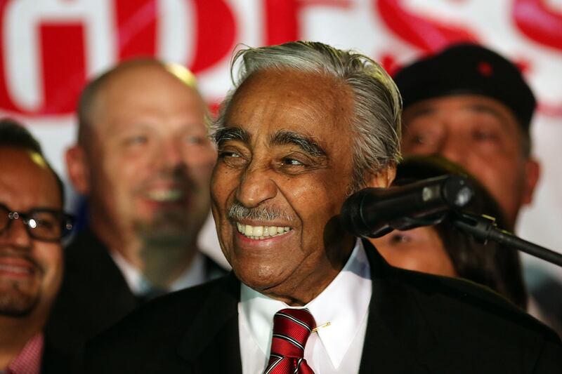 articles/2012/06/27/charlie-rangel-survives-scare-to-win-ny-democratic-primary/charlie-rangle-primary-murphy_pslkom