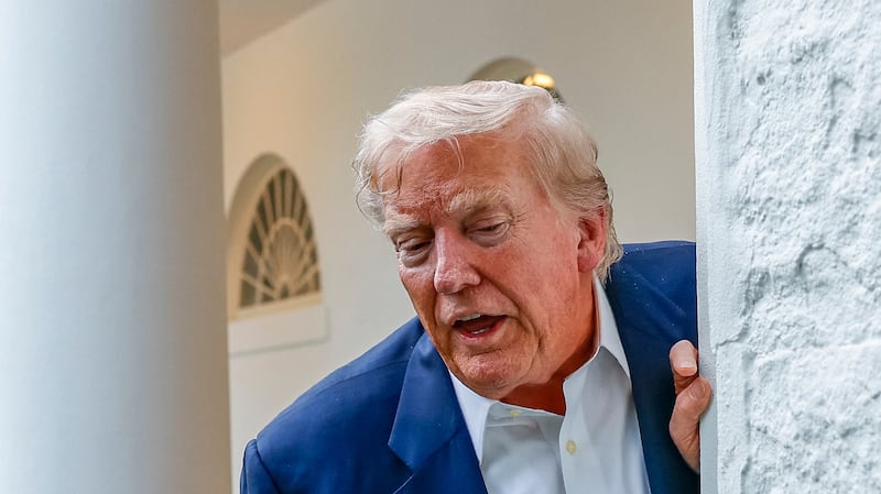 Donald Trump wants to build a ballroom in the White House.