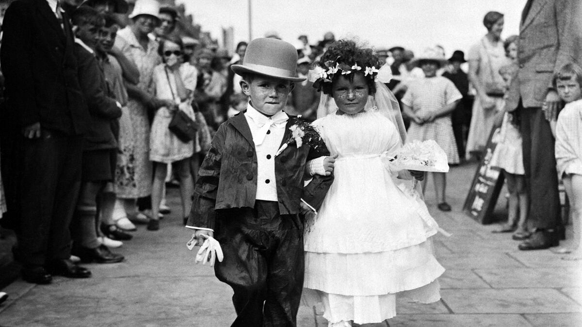 cheats/2011/08/29/child-marriage-a-health-risk-study/child-bride-cs_c2z6zi