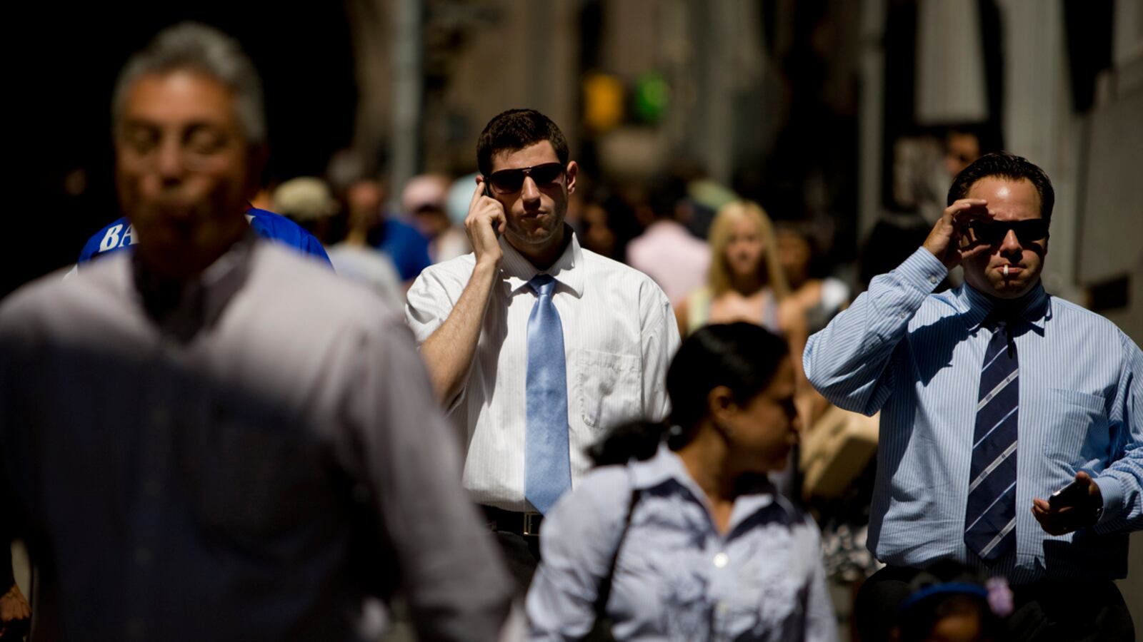 articles/2011/08/06/s-p-u-s-crediting-rating-downgrade-reactions-around-the-world/credit-rating-wrap_j7oby4