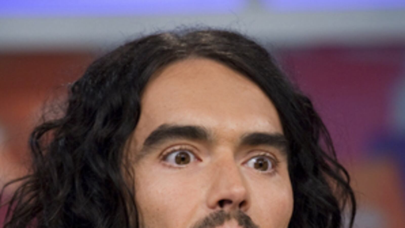 cheats/2011/04/10/russell-brand-dominates-box-office/russell-brand-arrested-at-lax_gycbyq