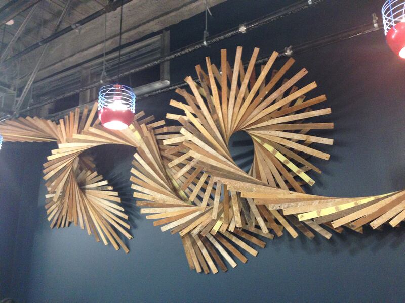 galleries/2014/05/14/facebook-s-artists-in-residence-decorate-the-office-photos/140712-facebook-art11_a8hma5