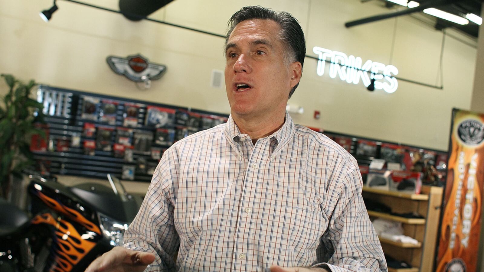 cheats/2012/01/12/mitt-romney-s-time-at-bain-capital-could-define-his-candidacy-says-howard-kurtz/mitt-romney-bain-cheat_npbian