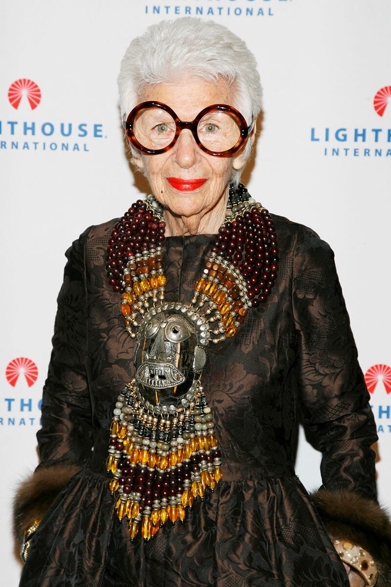 galleries/2013/08/01/iris-apfel-s-most-iconic-looks/iris-fur-cuffs_u2txmz